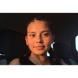 Meet your Posher, Crystal